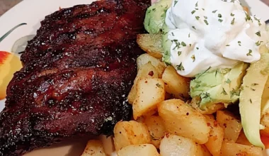 Spare ribs, avacados, and fried potatoes